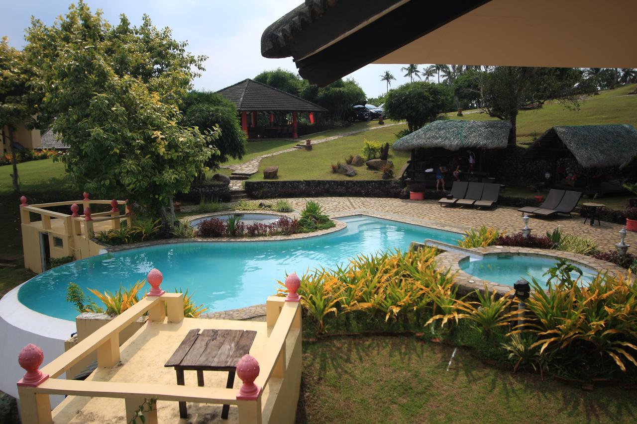 Porta Verde Resort Villas Caliraya Dolores  エクステリア 写真