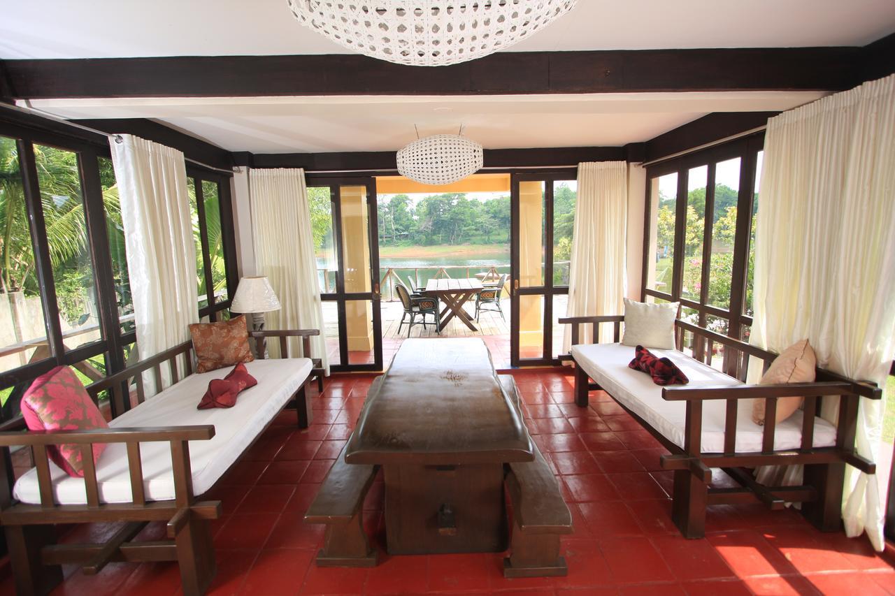 Porta Verde Resort Villas Caliraya Dolores  エクステリア 写真